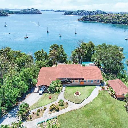 بوكاتشيكا Gone Fishing Panama Resort المظهر الخارجي الصورة